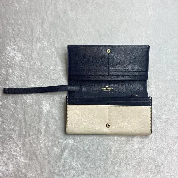 Kate Spade New York Wallet Pink and Navy with Wristlet - Picture 4 of 4